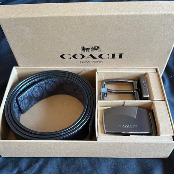 Coach Black Reversible Belt with Buckle Set - Picture 1 of 5